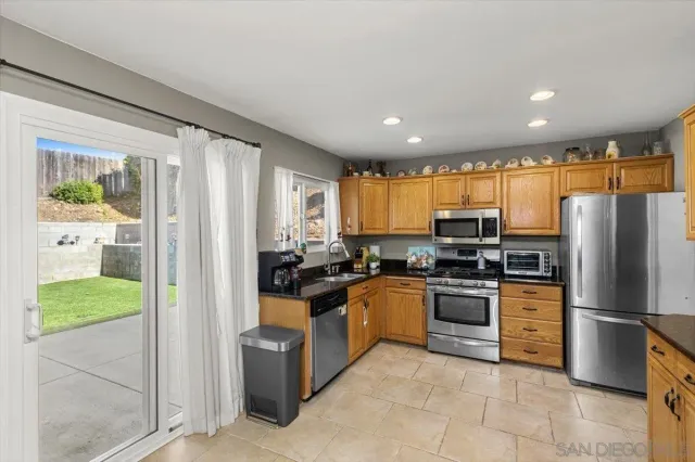 $899,000 | 6566 Glidden Lane, San Diego, CA 92111