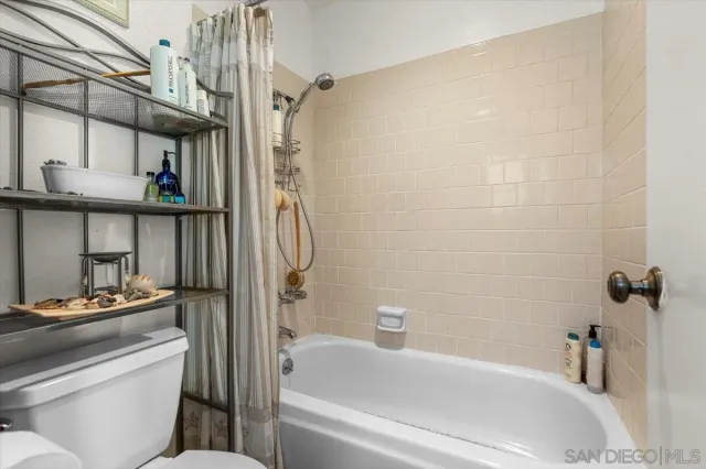 $899,000 | 6566 Glidden Lane, San Diego, CA 92111