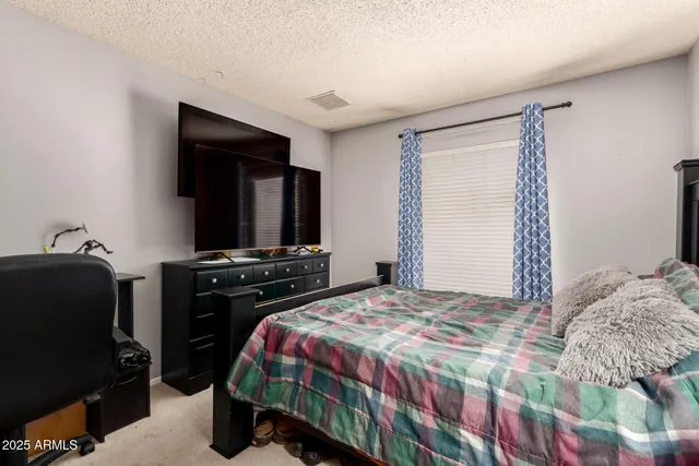 $689,900 | 2324 East Cortez Street, Phoenix, AZ 85028