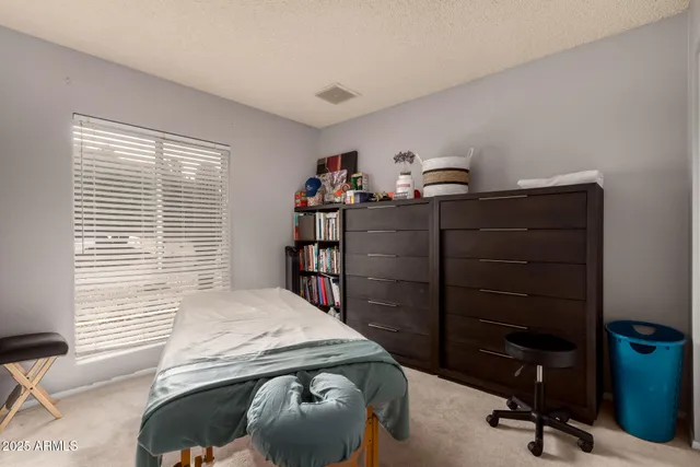 $689,900 | 2324 East Cortez Street, Phoenix, AZ 85028