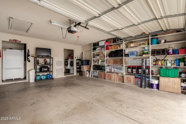 $689,900 | 2324 East Cortez Street, Phoenix, AZ 85028