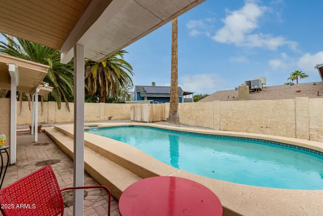 $689,900 | 2324 East Cortez Street, Phoenix, AZ 85028