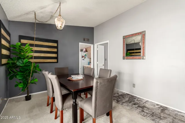 $689,900 | 2324 East Cortez Street, Phoenix, AZ 85028