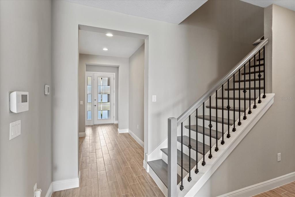 16114 Volterra Point Montverde, FL 34756 - Photo 4 of 32