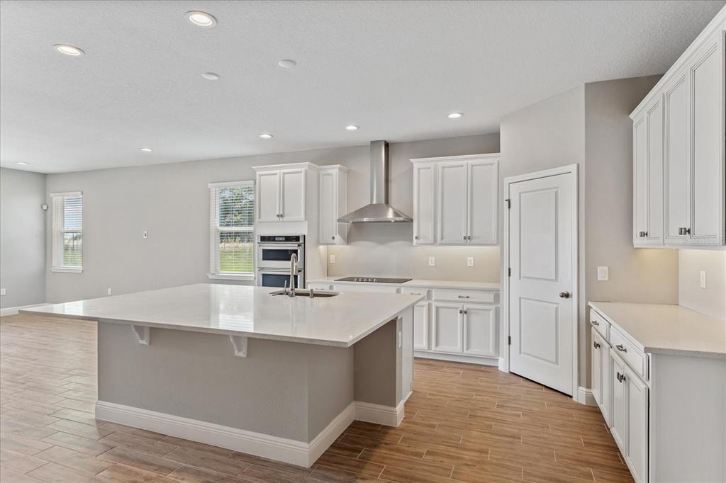 16114 Volterra Point Montverde, FL 34756 - Photo 6 of 32