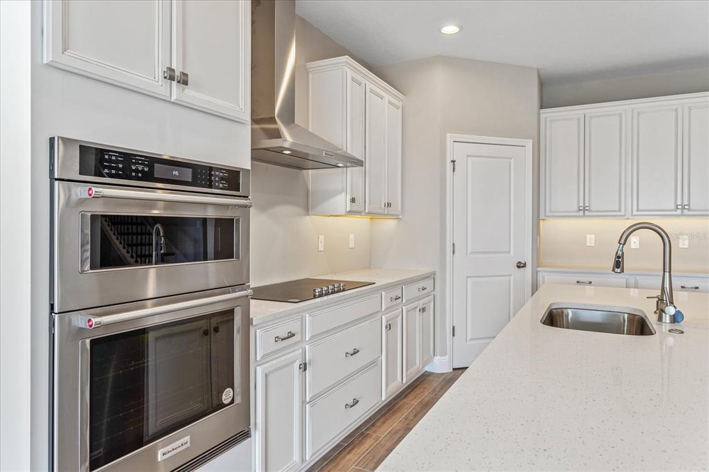 16114 Volterra Point Montverde, FL 34756 - Photo 7 of 32