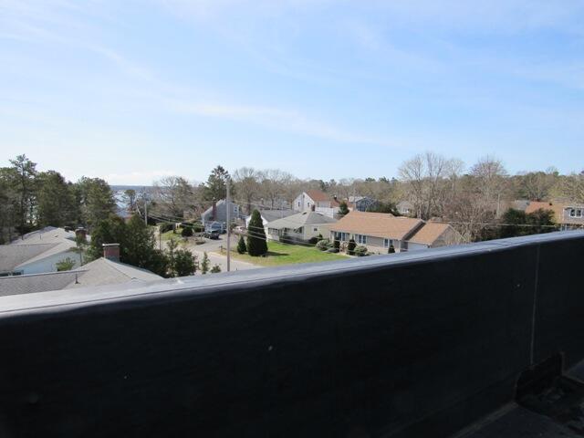 27 Gitche Gumee Road Buzzards Bay, MA 02532 - Photo 23 of 42 036
