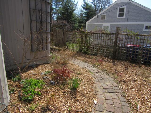 27 Gitche Gumee Road Buzzards Bay, MA 02532 - Photo 39 of 42 004