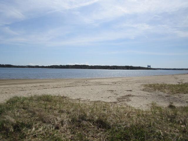27 Gitche Gumee Road Buzzards Bay, MA 02532 - Photo 41 of 42 080