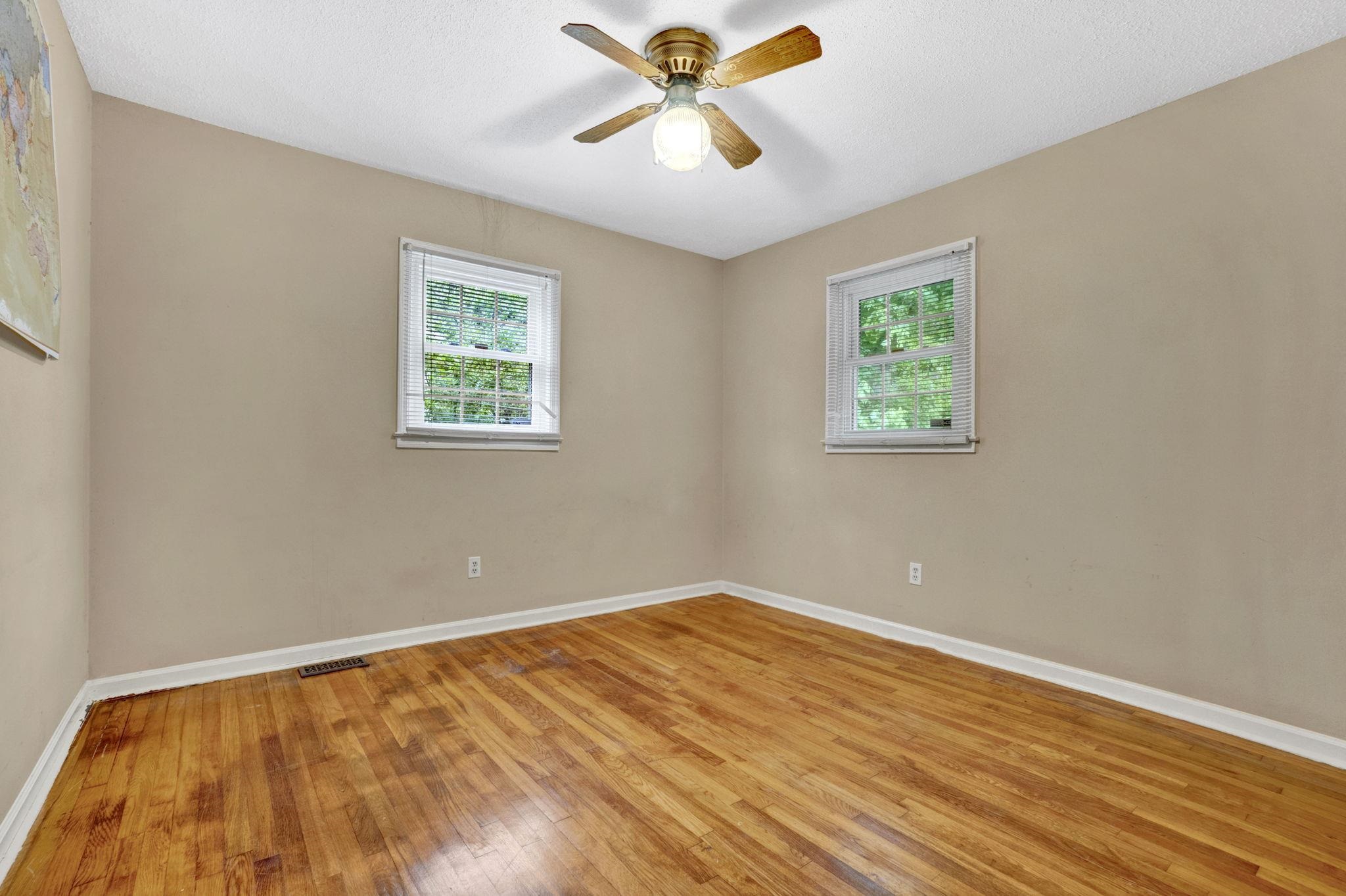 211 Skyline Road Greer, SC 29651 - Photo 19 of 41 Gallery Image 19