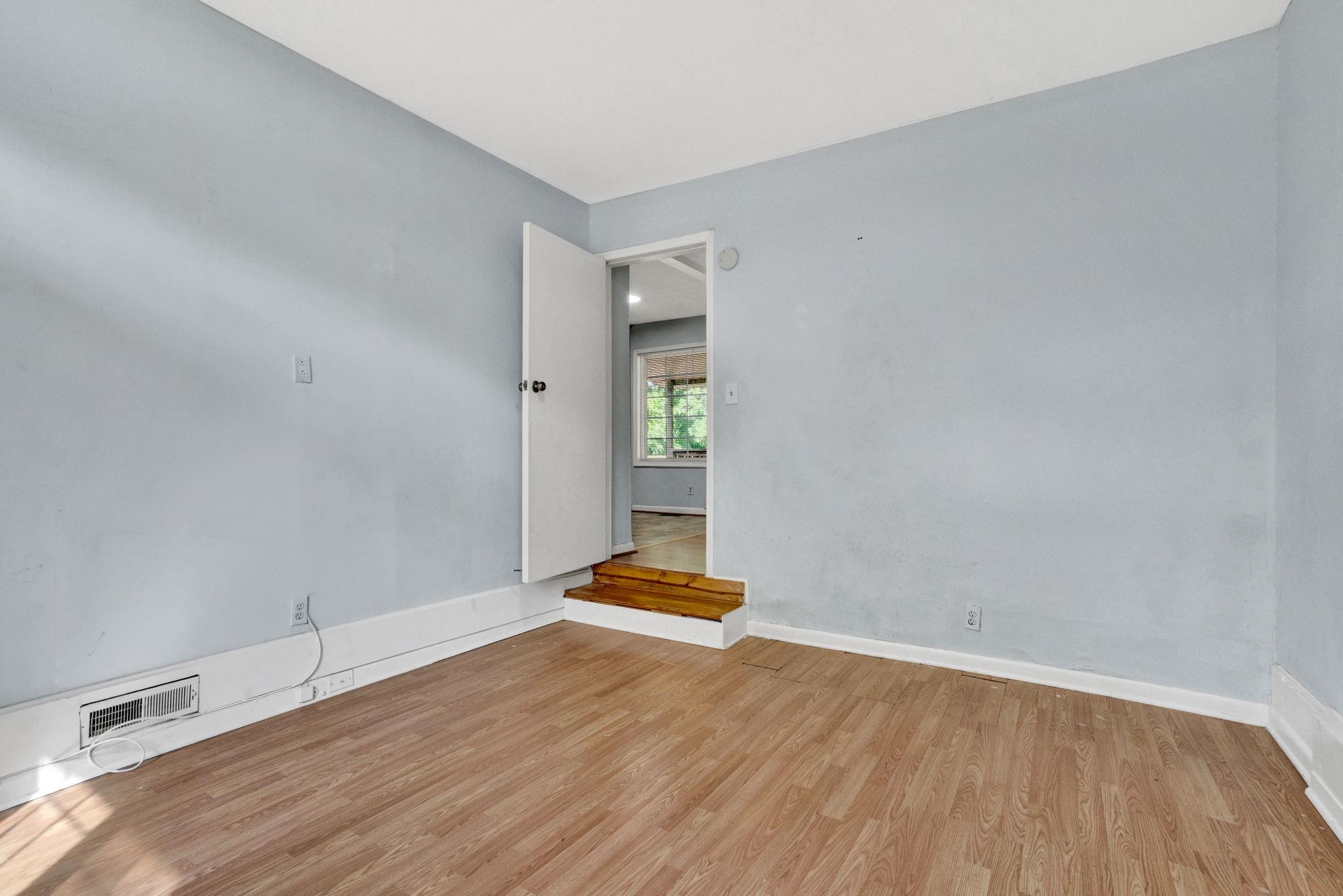 211 Skyline Road Greer, SC 29651 - Photo 30 of 41 Gallery Image 30