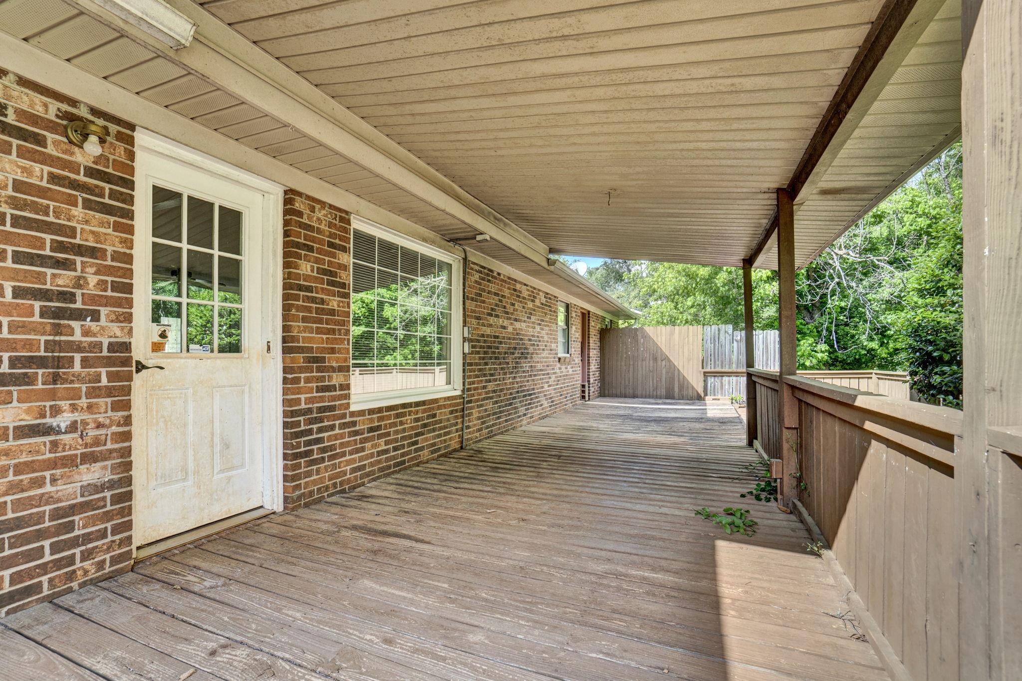 211 Skyline Road Greer, SC 29651 - Photo 32 of 41 Gallery Image 32