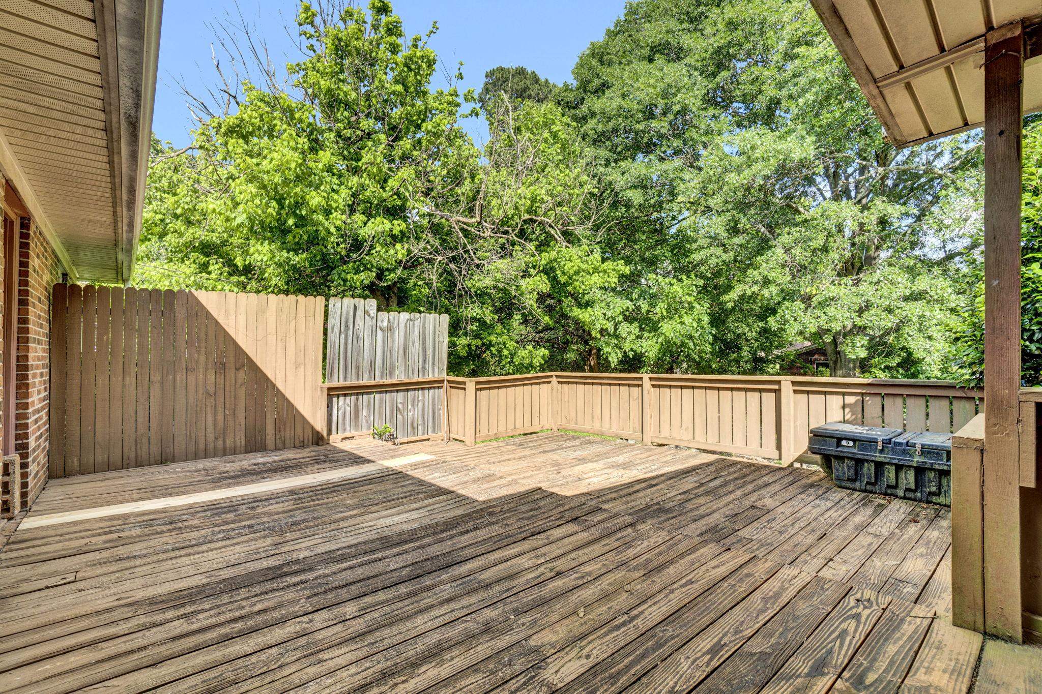 211 Skyline Road Greer, SC 29651 - Photo 33 of 41 Gallery Image 33