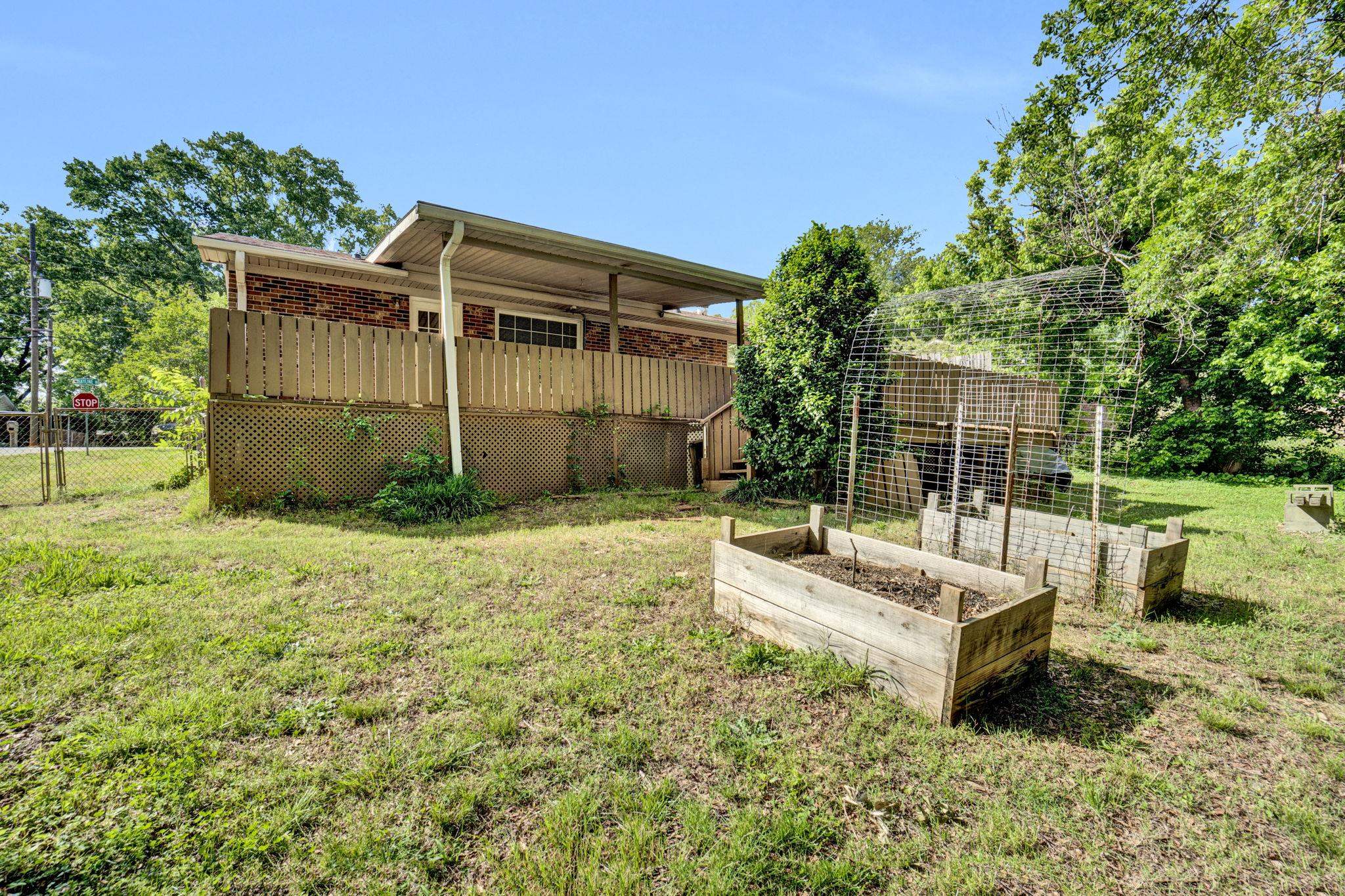 211 Skyline Road Greer, SC 29651 - Photo 36 of 41 Gallery Image 36