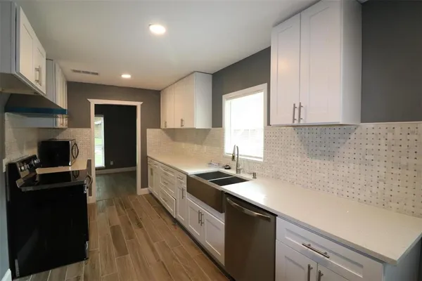 $2,250 | 4828 Alta Oaks Lane, The Colony, TX 75056