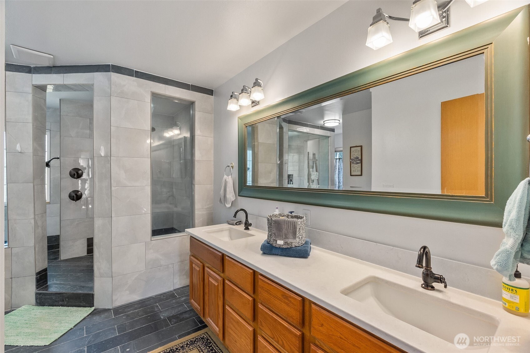 9241 Littlerock Road Southwest Olympia, WA 98512 - Photo 12 of 40 Gallery Image 12
