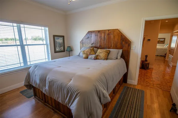 $1,100,000 | 734 Farm To Market 485, Cameron, TX 76520