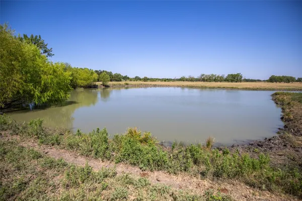 $1,100,000 | 734 Farm To Market 485, Cameron, TX 76520