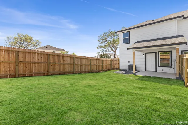 $1,495 | 227 Bonnie Bend, San Antonio, TX 78253