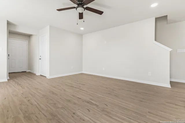 $1,495 | 227 Bonnie Bend, San Antonio, TX 78253