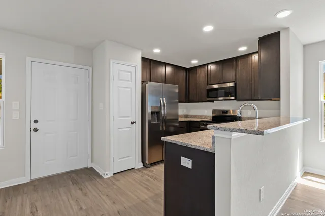 $1,495 | 227 Bonnie Bend, San Antonio, TX 78253