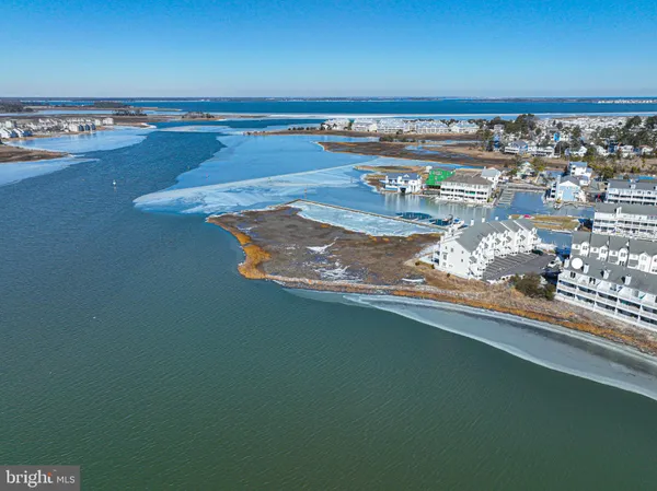 $749,900 | 37845 Salt Grass Cove, Unit 89, Ocean View, DE 19970