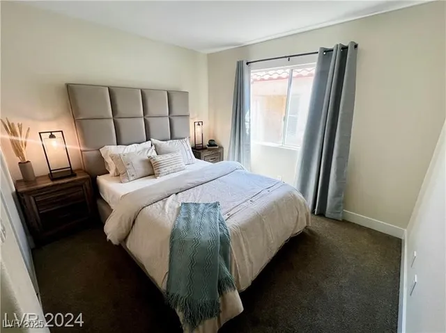 $2,400 | 7909 Mt Shasta Circle, Las Vegas, NV 89145