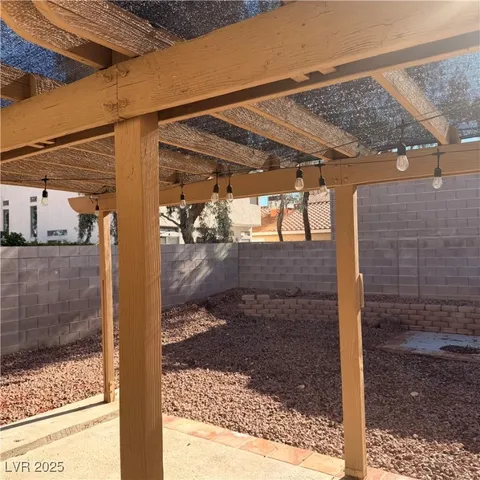 $2,400 | 7909 Mt Shasta Circle, Las Vegas, NV 89145