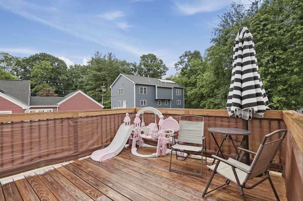 670 Burncoat Street, Unit A Worcester, MA 01606 - Photo 33 of 37