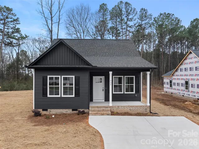 $299,900 | 737 Jack Street, Kannapolis, NC 28081