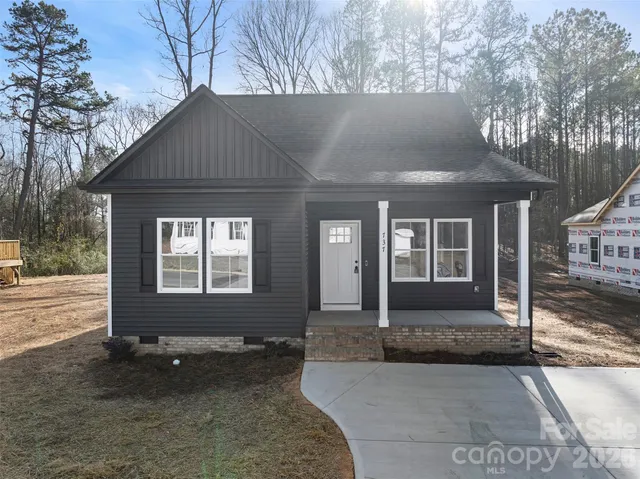 $299,900 | 737 Jack Street, Kannapolis, NC 28081