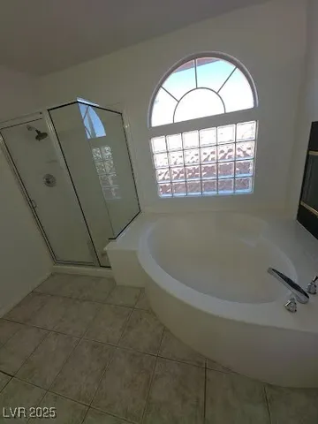 $2,450 | 8629 Copper Falls Avenue, Las Vegas, NV 89129