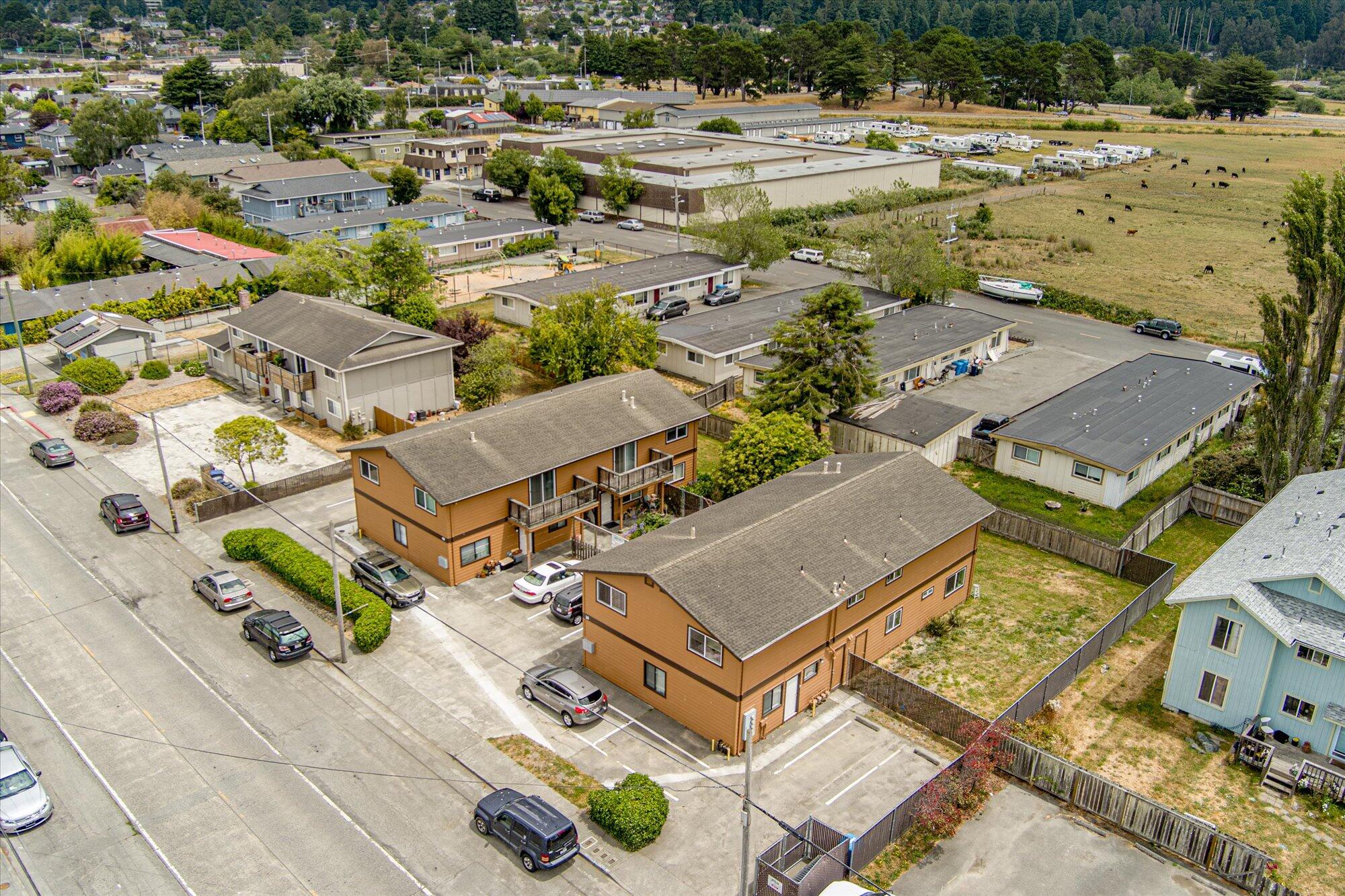 16-46 G Street Arcata, CA 95521 - Photo 2 of 7