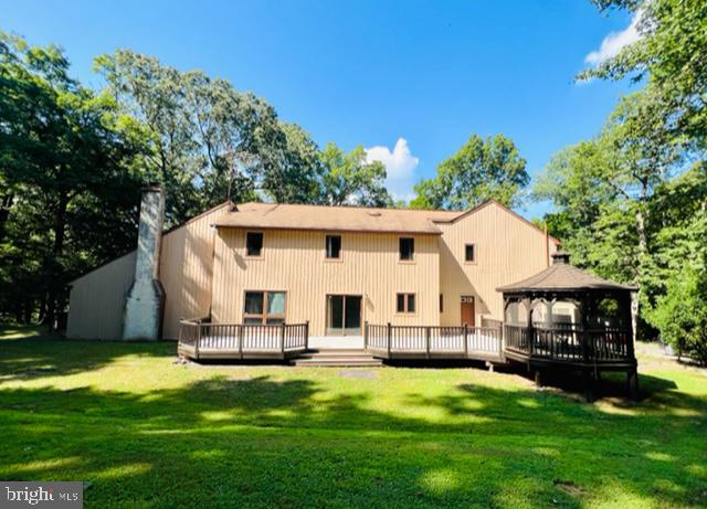 348 Pineville Road Newtown, PA 18940 - Photo 20 of 25 Exterior rear