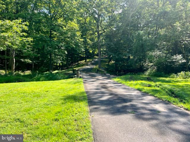348 Pineville Road Newtown, PA 18940 - Photo 3 of 25 Exterior driveway
