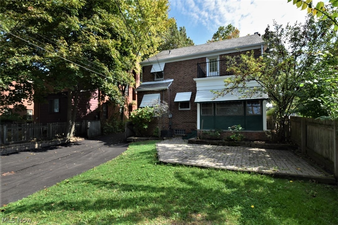 2336 Saybrook Road Cleveland, OH 44118 - Photo 25 of 32