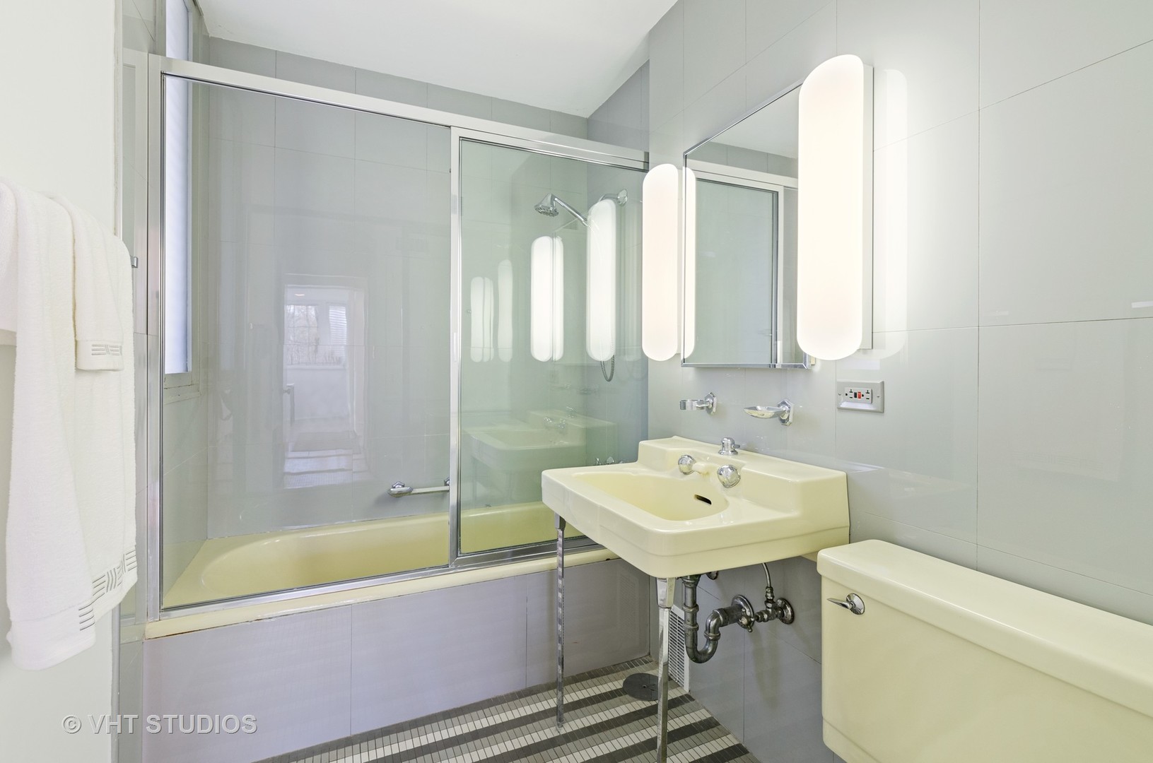 210 Wagner Road Northfield, IL 60093 - Photo 8 of 19