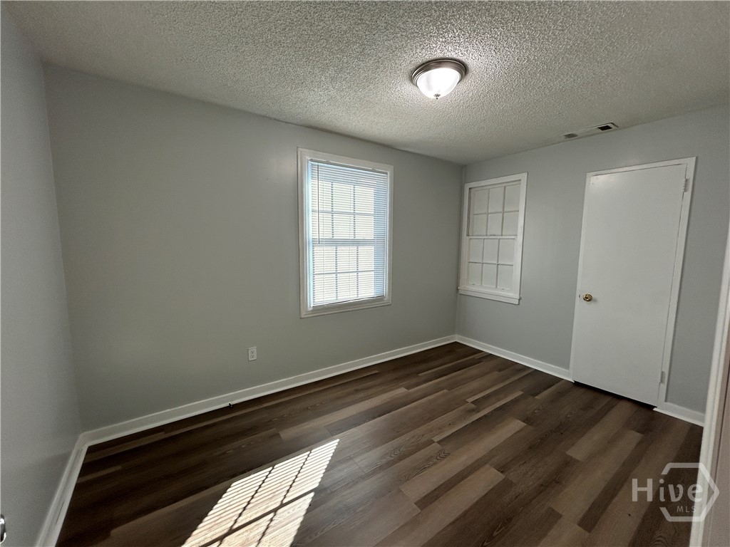 3715 Skidaway Road Savannah, GA 31404 - Photo 15 of 18