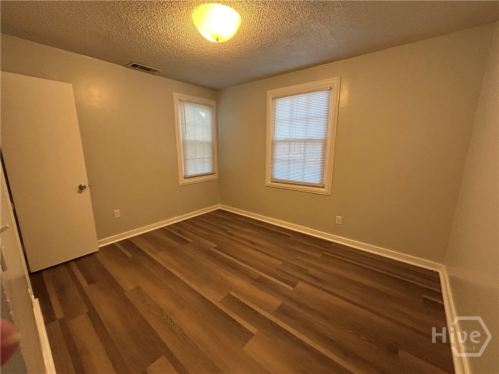 3715 Skidaway Road Savannah, GA 31404 - Photo 16 of 18