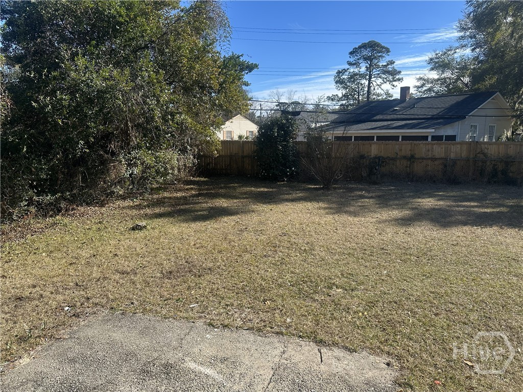 3715 Skidaway Road Savannah, GA 31404 - Photo 3 of 18