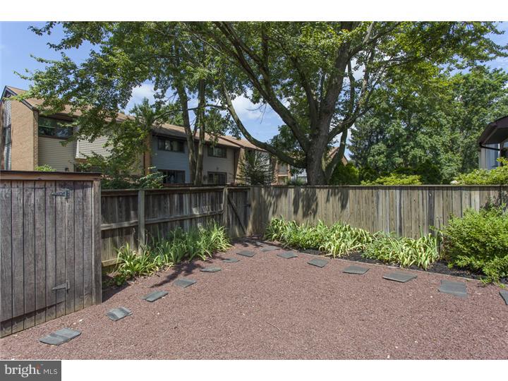 263 Bolton Road Hightstown, NJ 08520 - Photo 11 of 25 Exterior Back