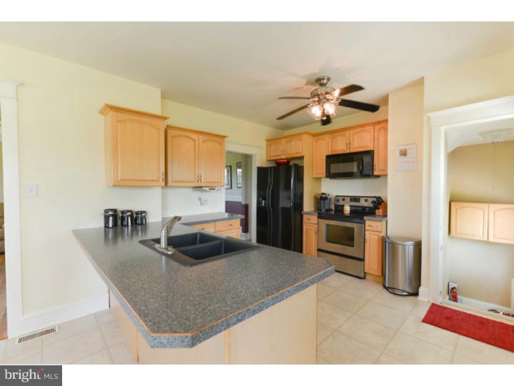 171 Auburn Road Pilesgrove, NJ 08098 - Photo 8 of 23 Gallery Image 8