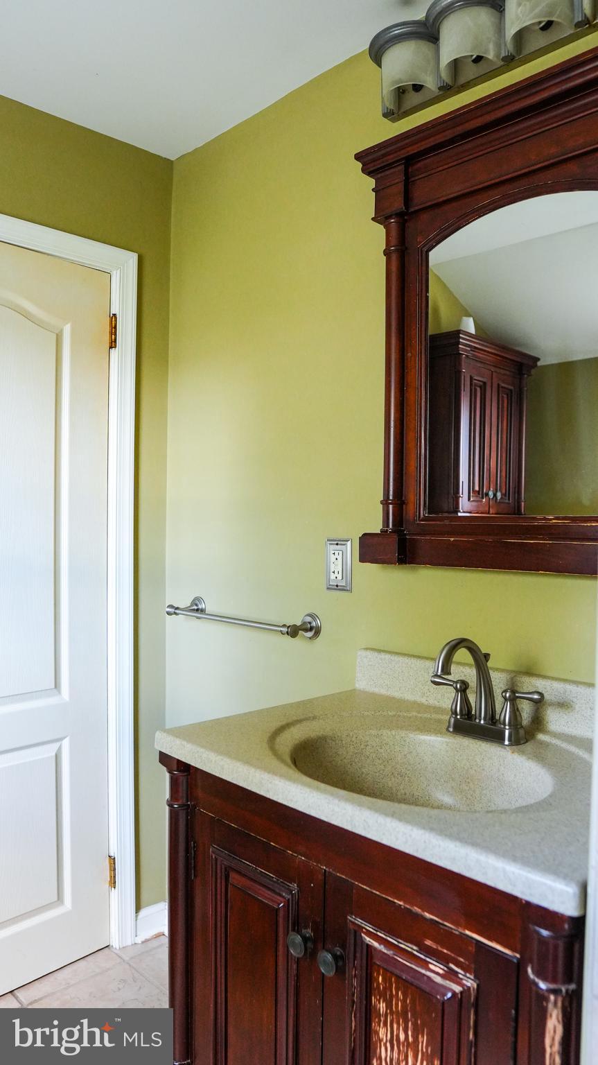 9231 Old Newtown Road Philadelphia, PA 19115 - Photo 17 of 38 Gallery Image 17