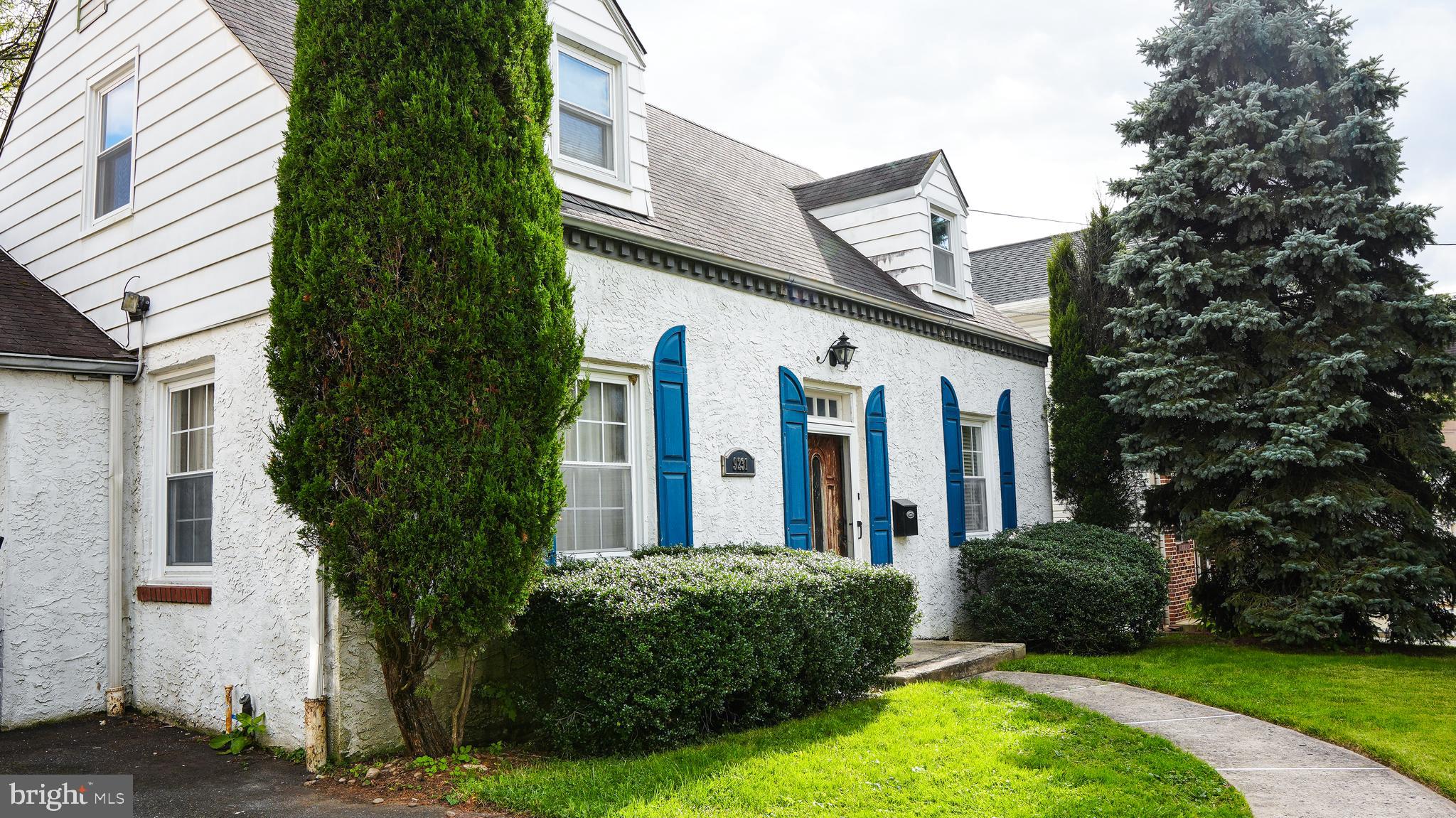 9231 Old Newtown Road Philadelphia, PA 19115 - Photo 3 of 38 Gallery Image 3