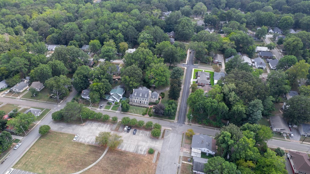 505 Walnut Street Paris, TN 38242 - Photo 52 of 54 an aerial view of residential house with outdoor space