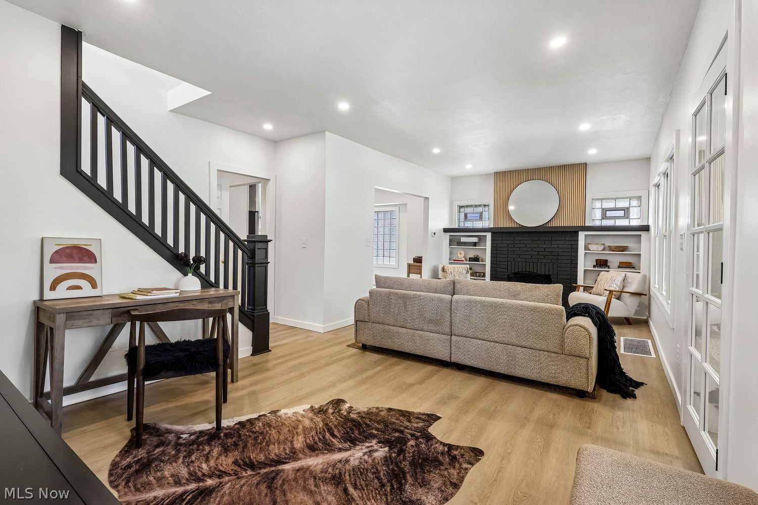 1045 Nela View Road Cleveland Heights, OH 44112 - Photo 6 of 48 Gallery Image 6