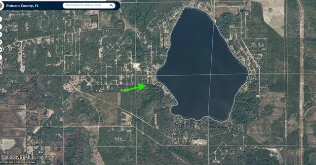 a bird view of a bathtub