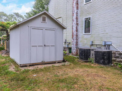 101 East Grove Street Pontiac, IL 61764 - Photo 4 of 34