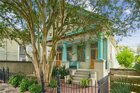 $749,000 | 3131-33 Dauphine Street, New Orleans, LA 70117