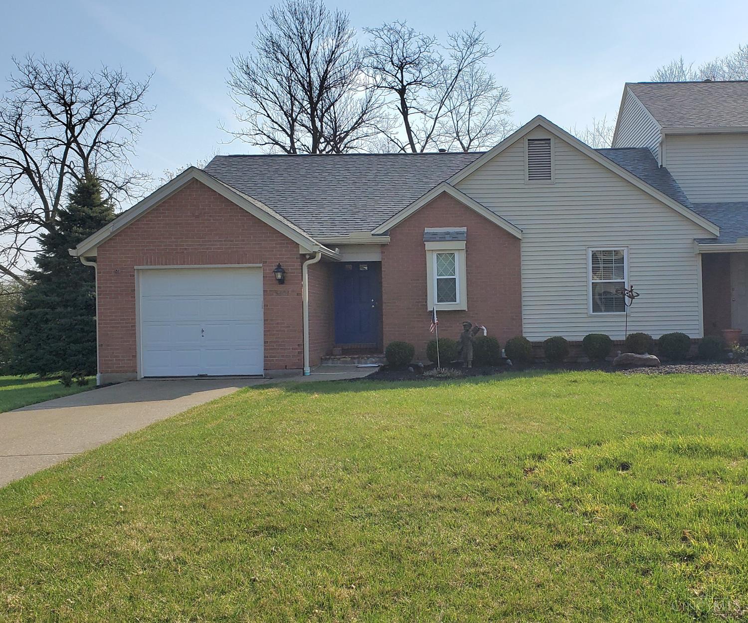 3501 Jessup Road Cincinnati, OH 45239 - Photo 2 of 44